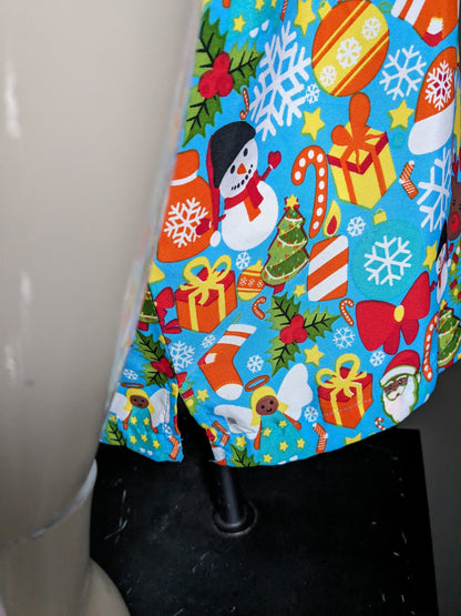 King Kameha shirt short sleeve. Christmas/winter print. Size L / XL.