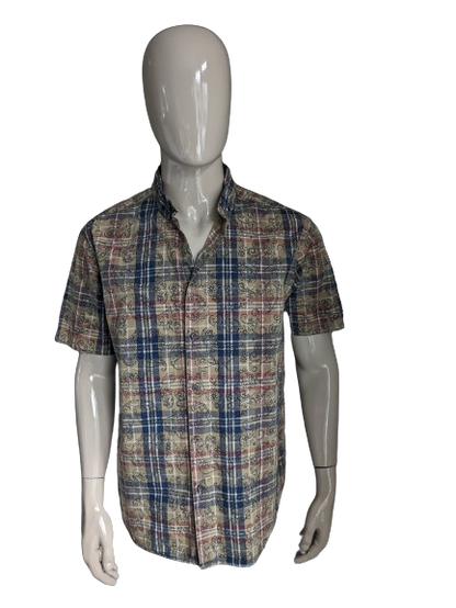 Tu Premium short sleeve shirt. Green blue red print. Size XL.