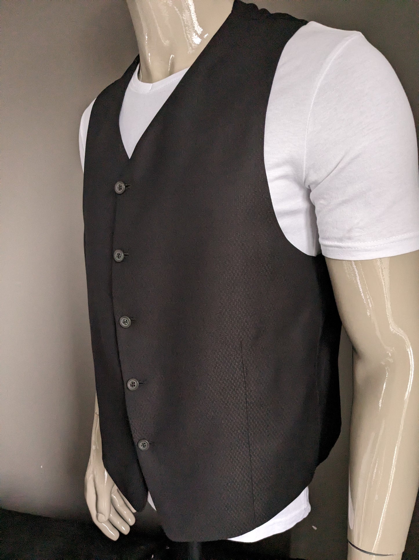 Waistcoat #340. Brown black motif with small inside pocket. Size XL.
