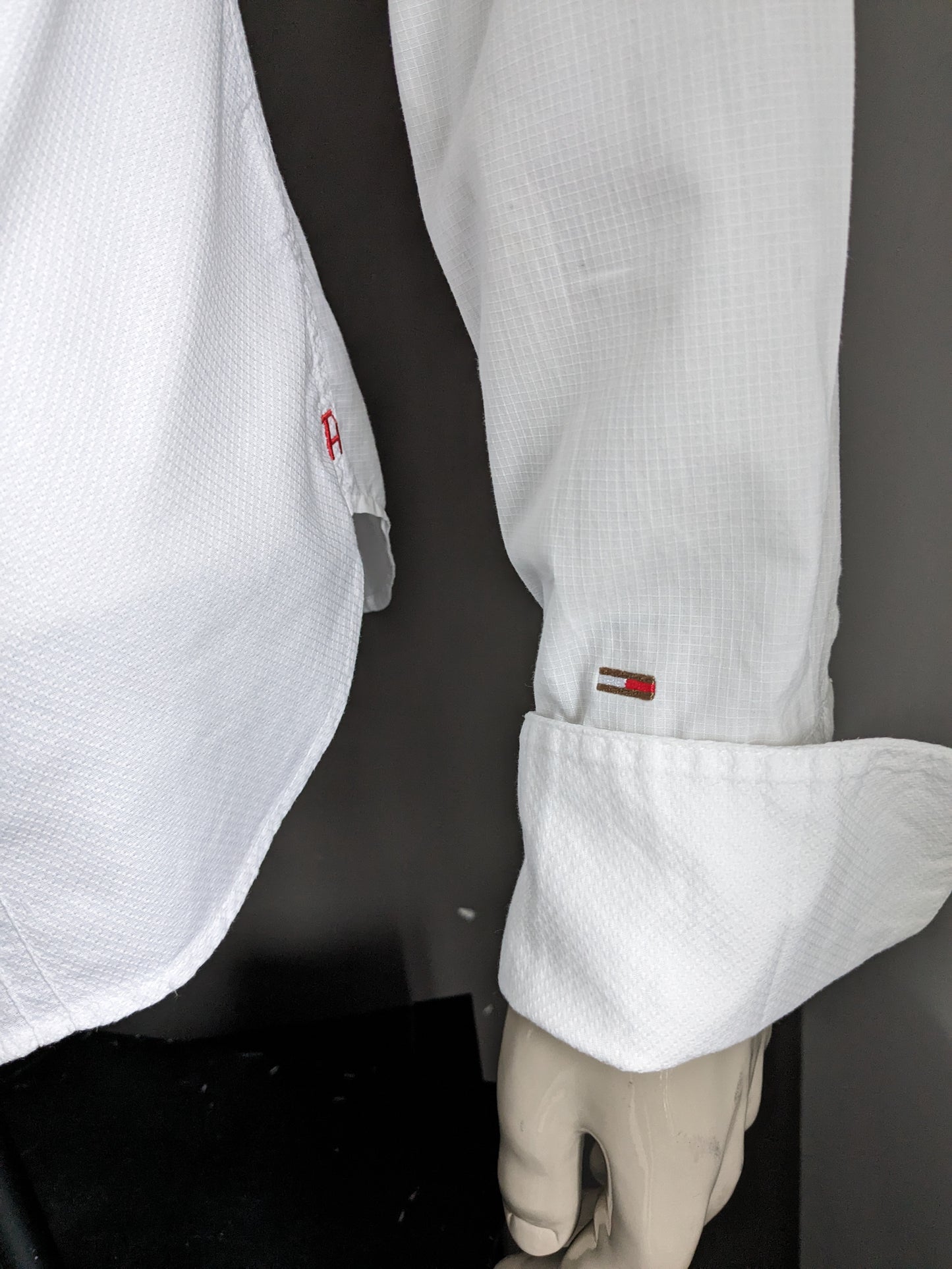 Hilfiger Denim shirt with Mao / Standing Collar. White. Size L.