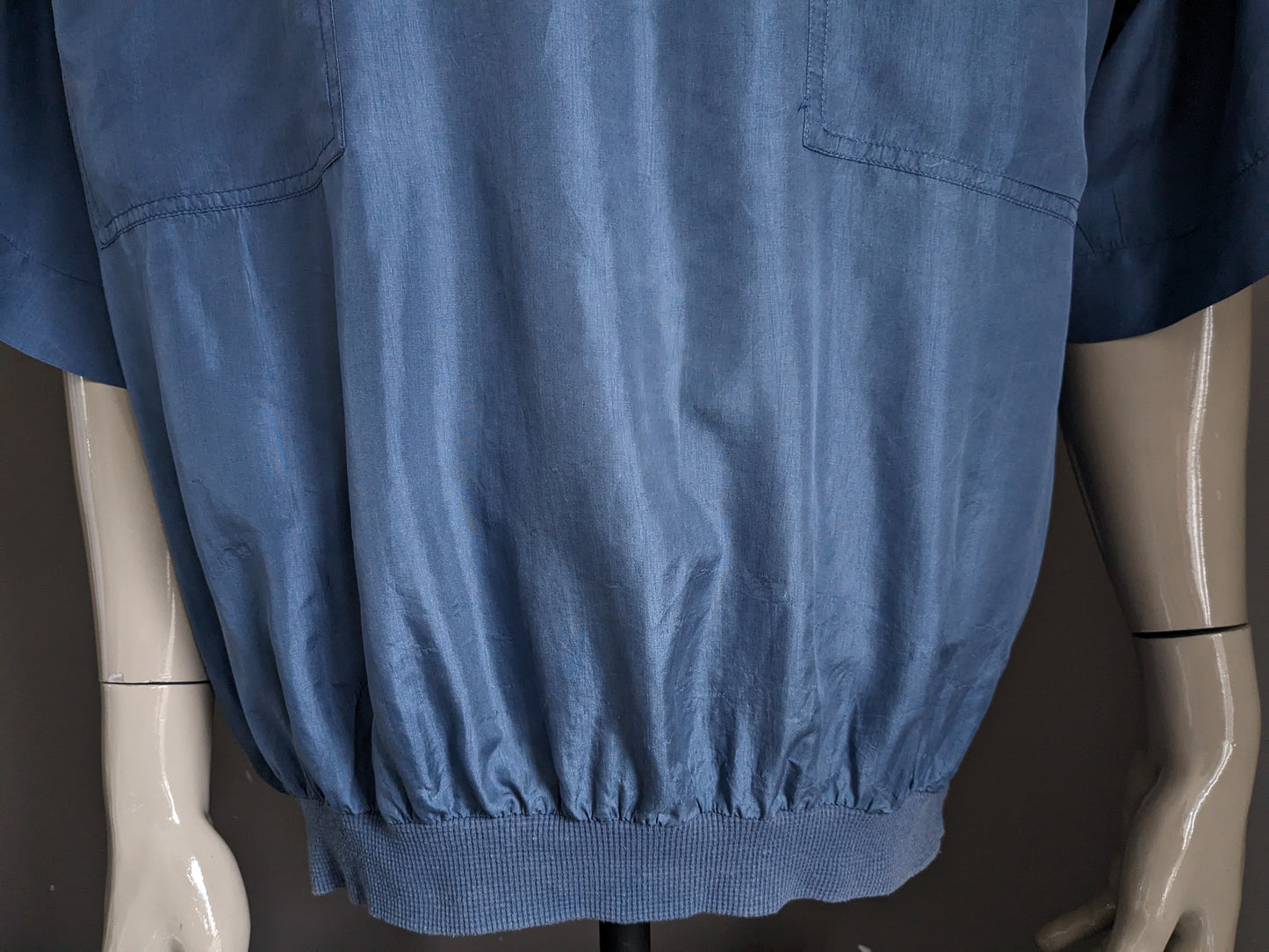 Polo de seda Angelo Litrico vintage con banda elástica. Azul. Tamaño 2xl / 3xl