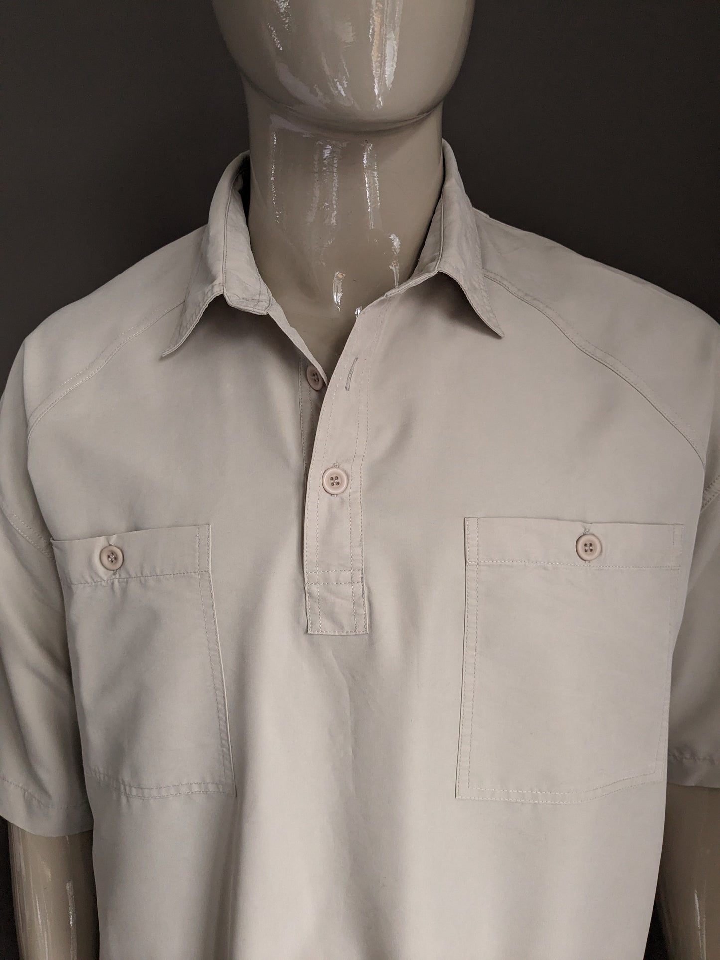 Vintage Canda Polo with elastic band. Beige. Size XL