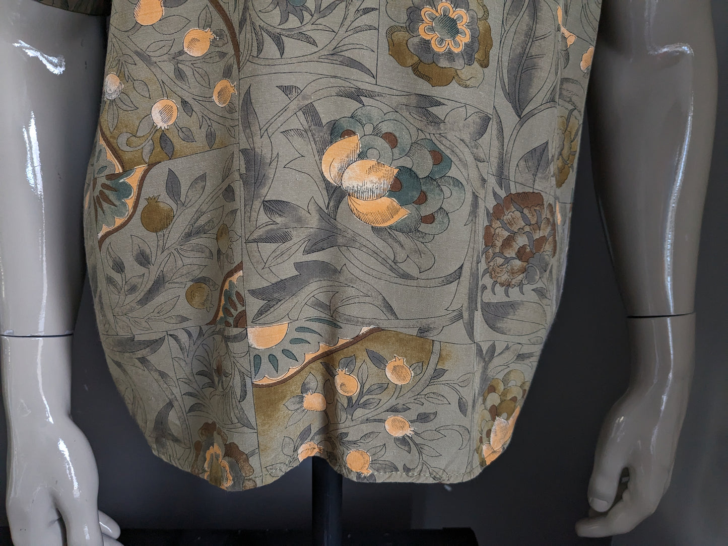 Vintage Tobias overhemd korte mouw. Groen oranje bloemen print. Maat L. Viscose.