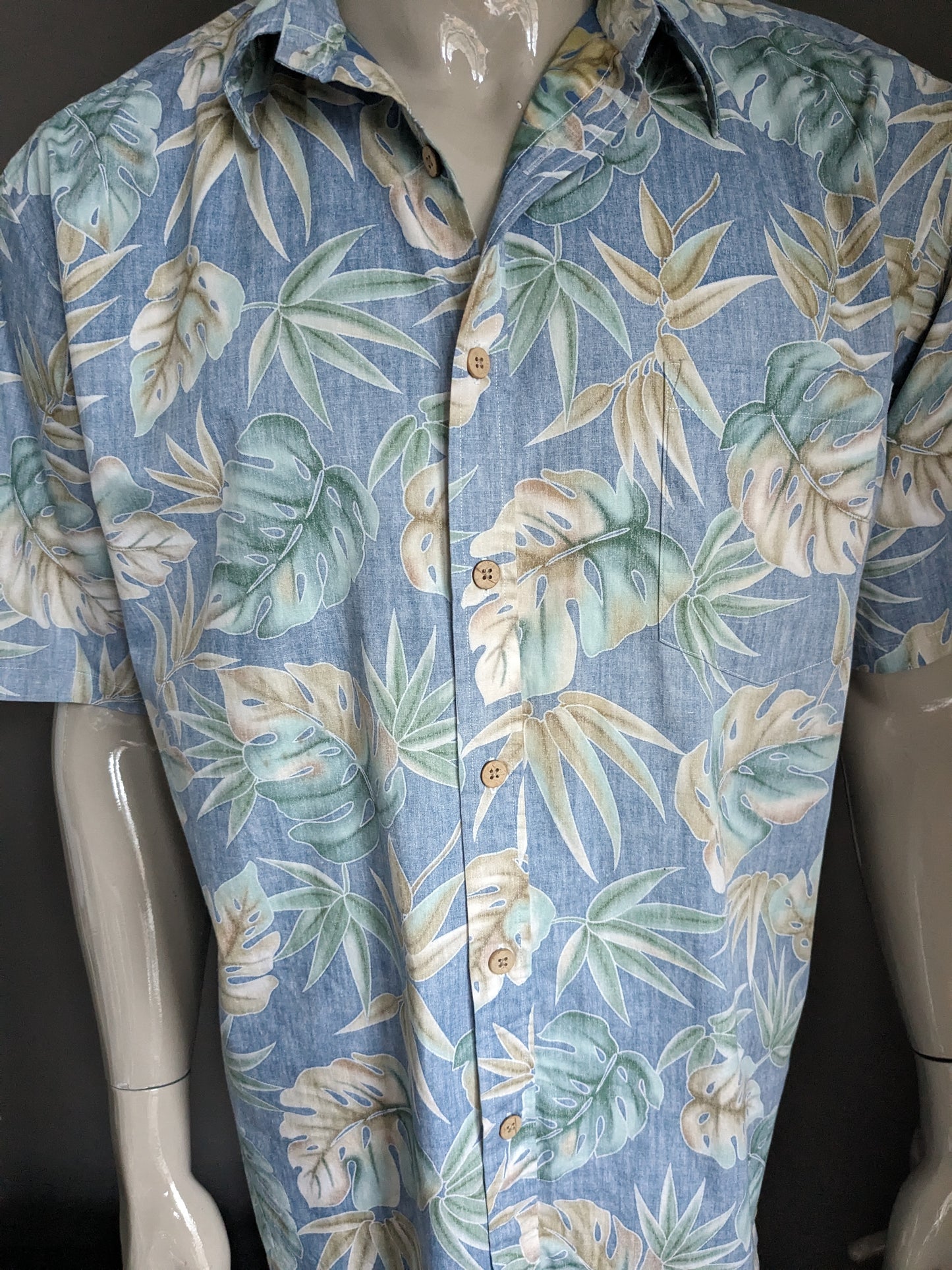 Cook Street Honolulu Original Hawaii Shirt Short Sleeve. Blue beige green leaf motif. Size L / XL.