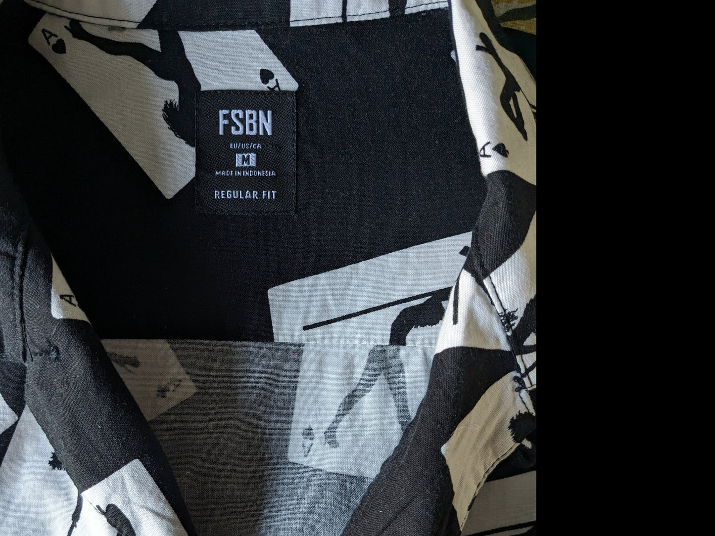 FSBN overhemd korte mouw. Zwart Witte pin-up Kaart print. Maat M. Regular Fit.