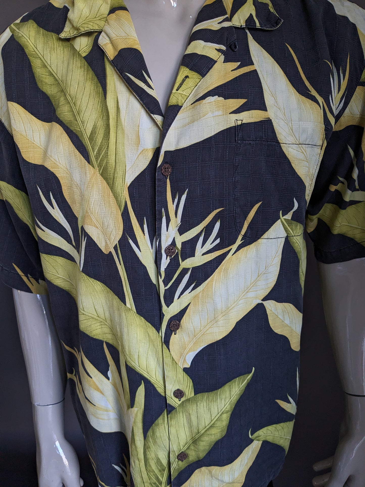 Tommy Bahama Original Silk Hawaii Shirt Short Sleeve. Yellow green black print. Size XL.