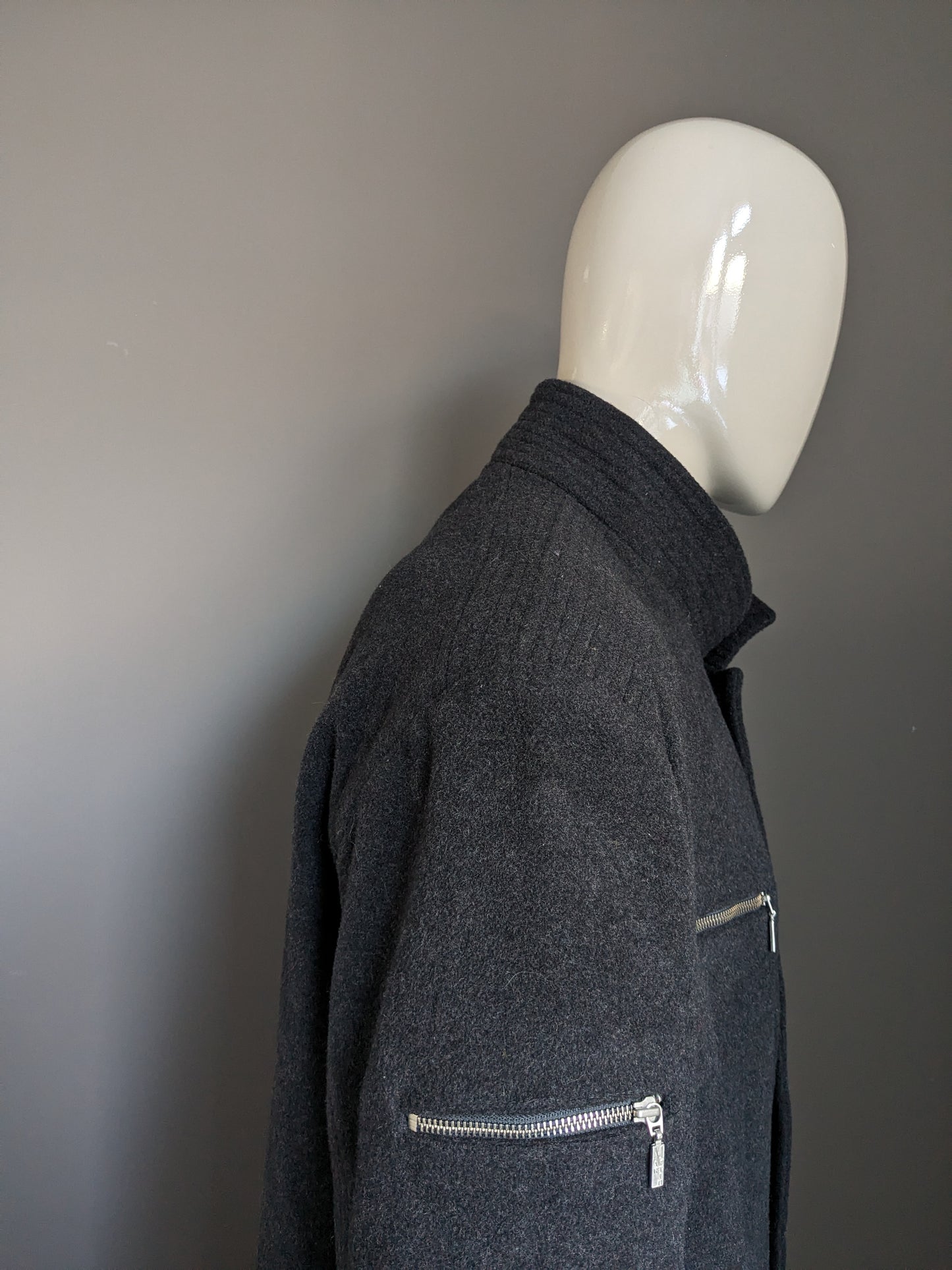 Separate Martin wool half long jacket with buttons and zipper applications. Dark gray. Size 52 / L.