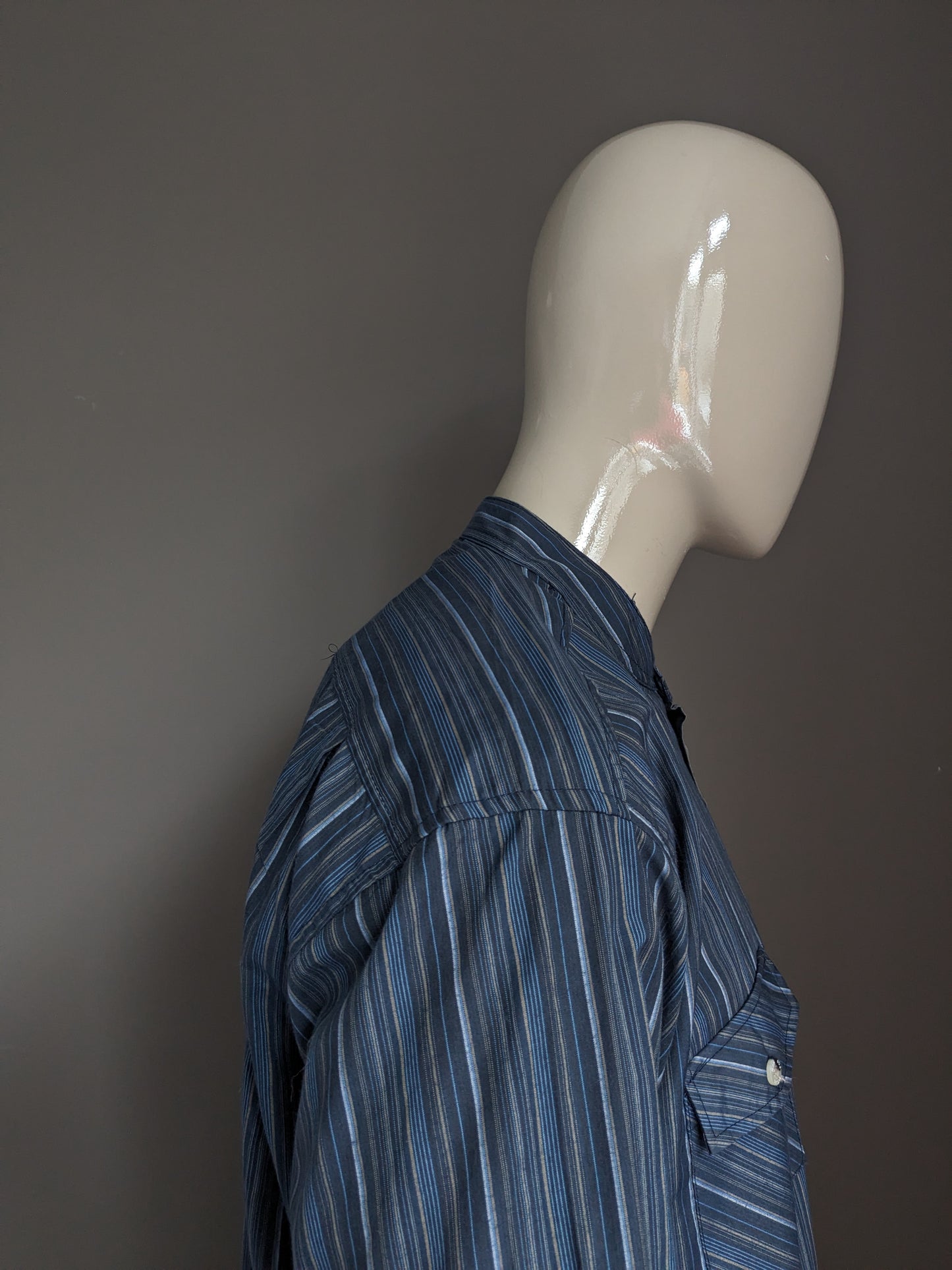 Atlas for Men shirt shirt with upright / farmers / mao collar. Blue brown striped. Size 2XL / XXL.