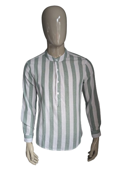 Brandless shirt shirt with farmers / raised / mao collar. Green white striped. Size M / L.