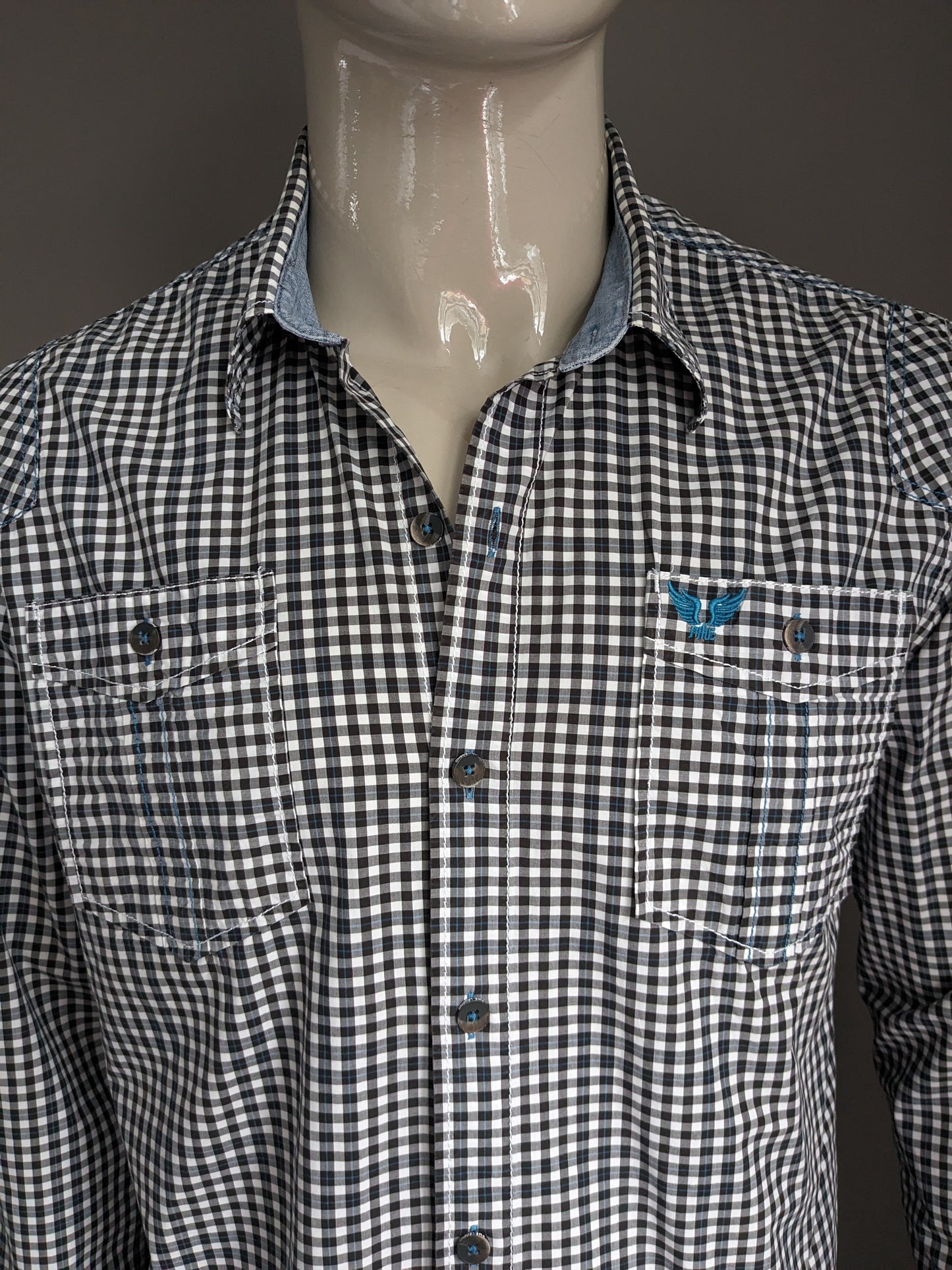 PME Legend overhemd. Zwart Wit geblokt met blauwe lijn en stiksels. Maat XL.