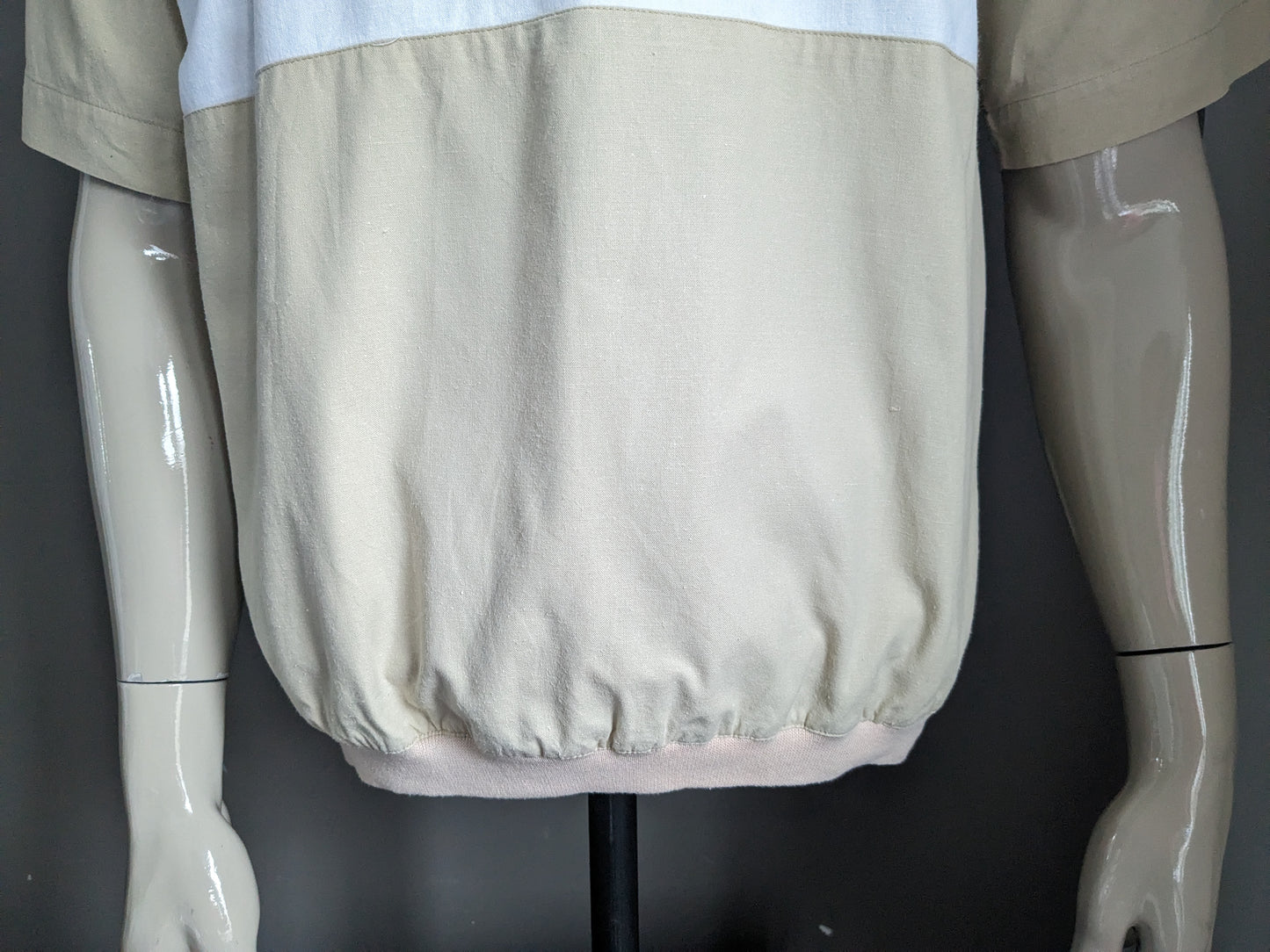 Vintage 3Suisses polo met elastische band. Beige Wit gekleurd. Maat L.