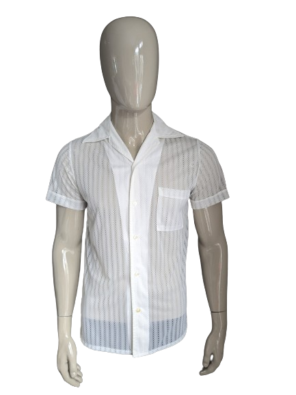 Shelt de chemise vintage des années 70 à manches courtes. Motif transparent / translucide blanc. Taille M.