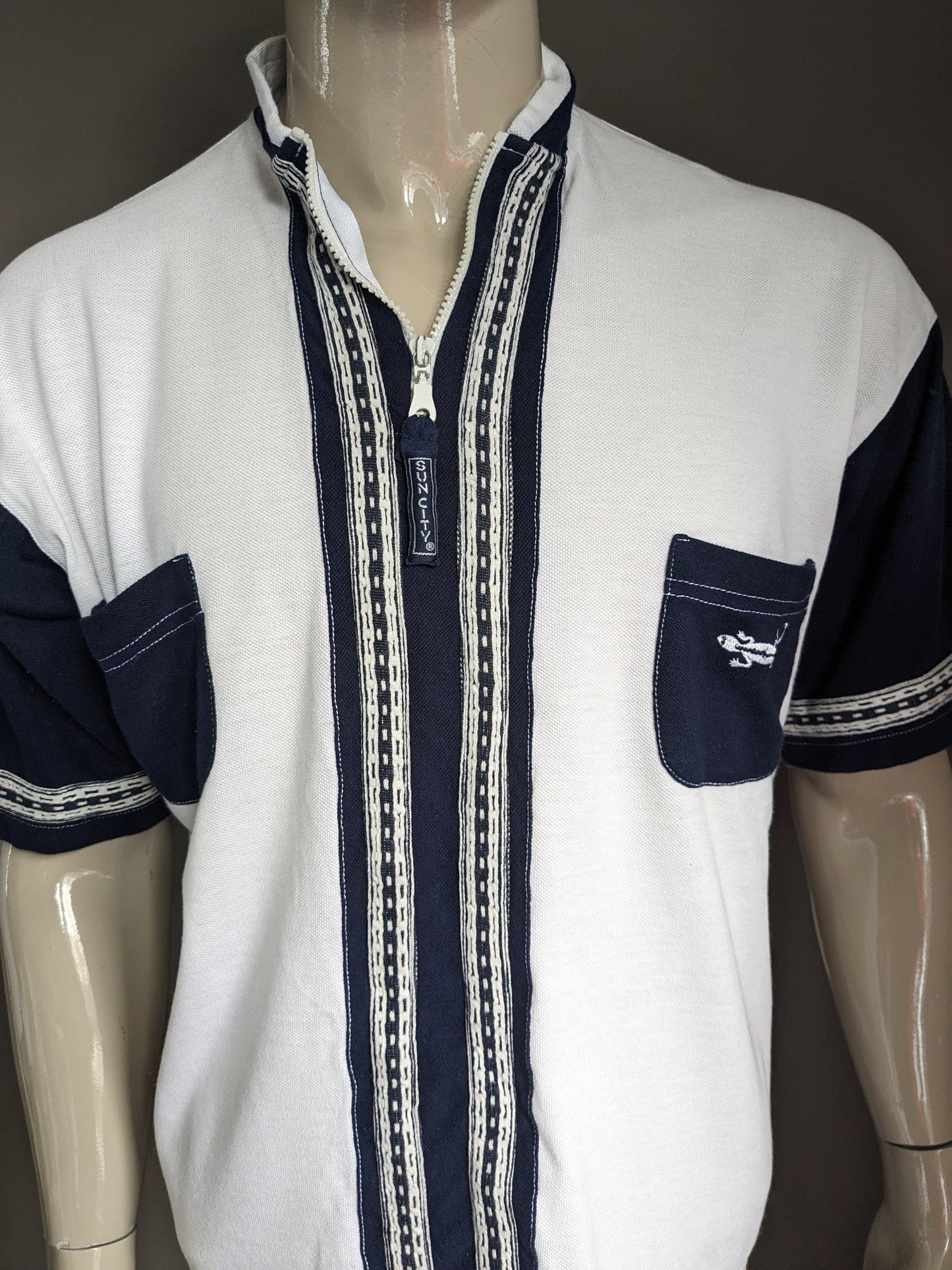 Vintage Sun City polo met rits. Blauw Wit gekleurd. Maat XL.