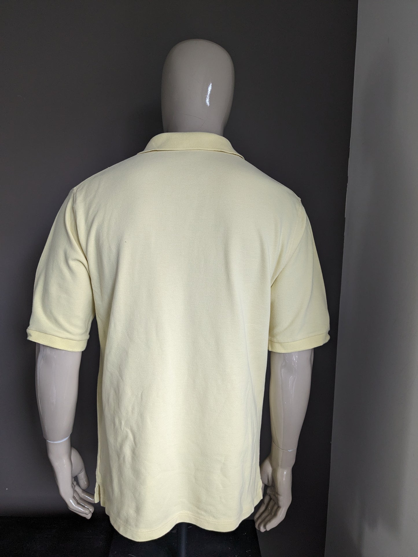 Vintage Glenmuir "Ryder Cup 97" Polo. Couleur jaune clair. Taille L.