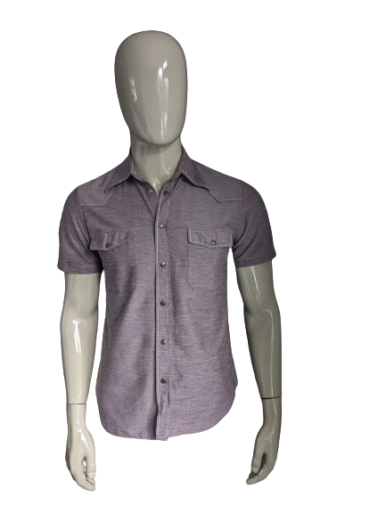 Vintage Fekon shirt short sleeve with a point collar and press studs. Purple white mixed. Size M.