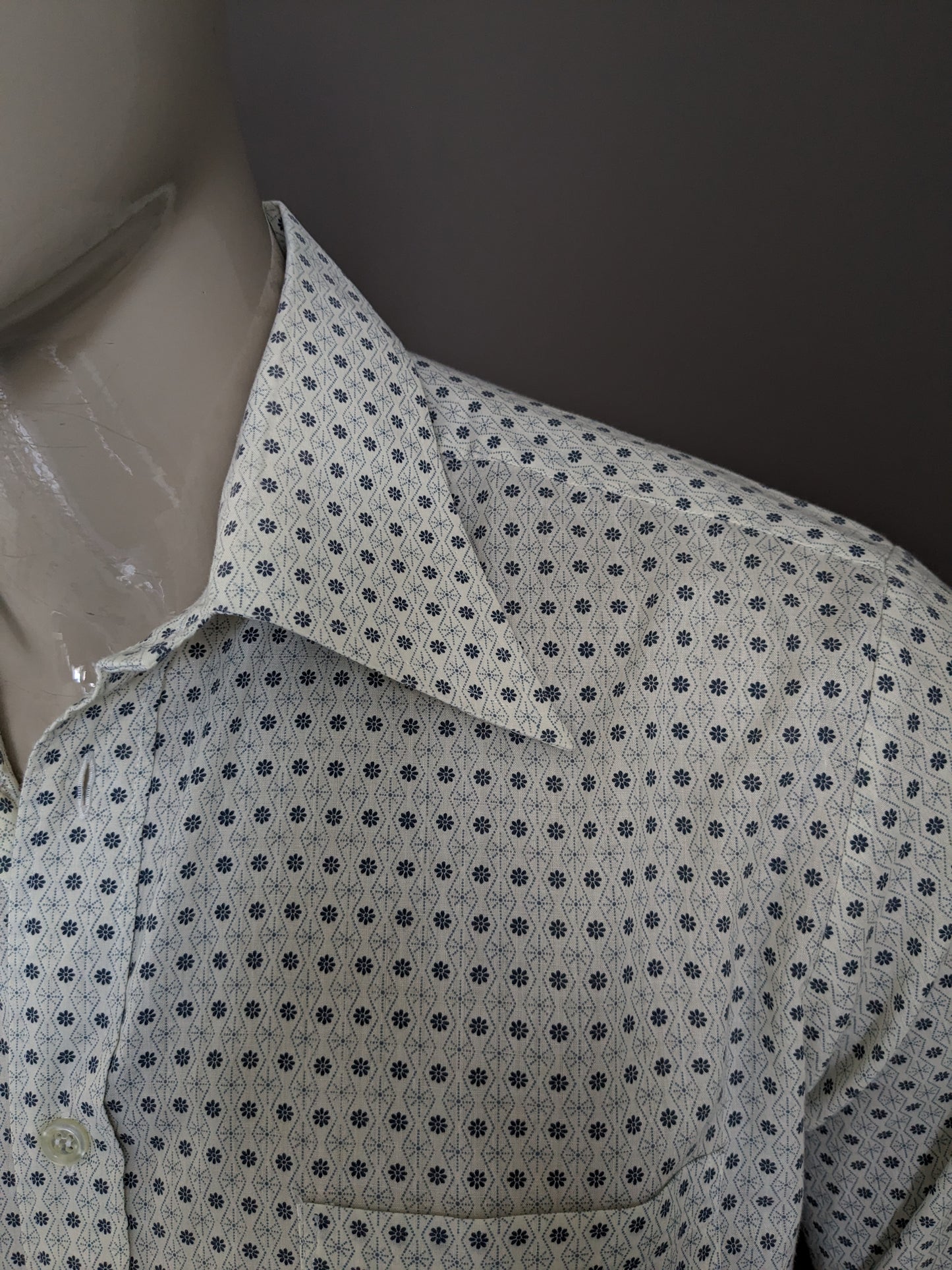 Shirt de Fabio 70 vintage avec collier. Floral gris beige. Taille xl.