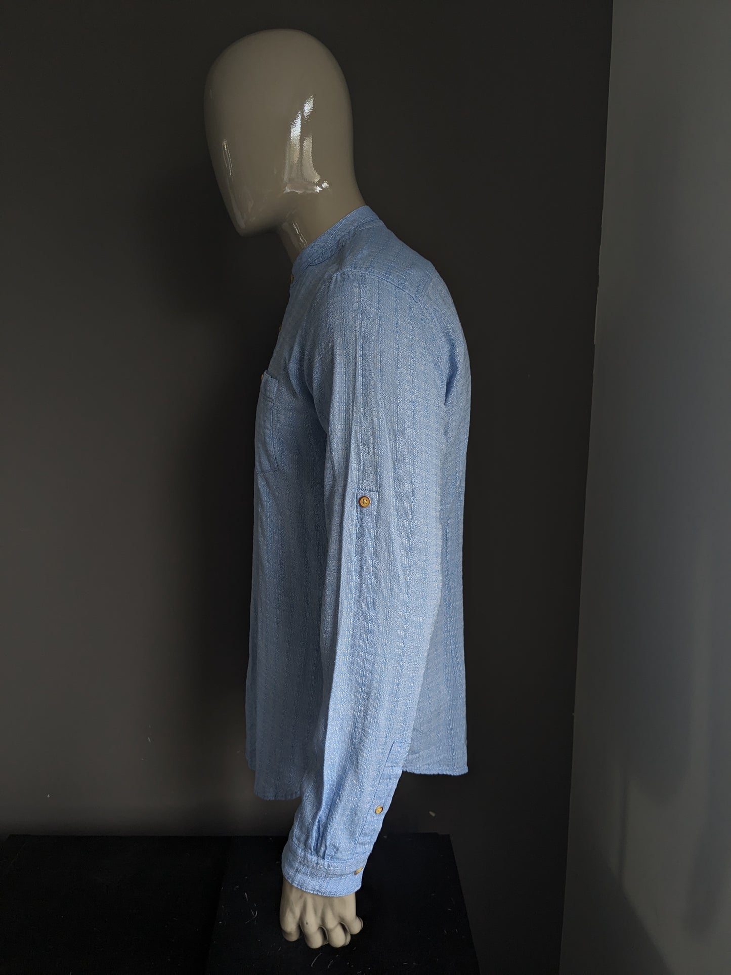 Camisa de smog con mao / granjeros / cuello vertical. Azul mezclado. Tamaño L. Fit Slim.