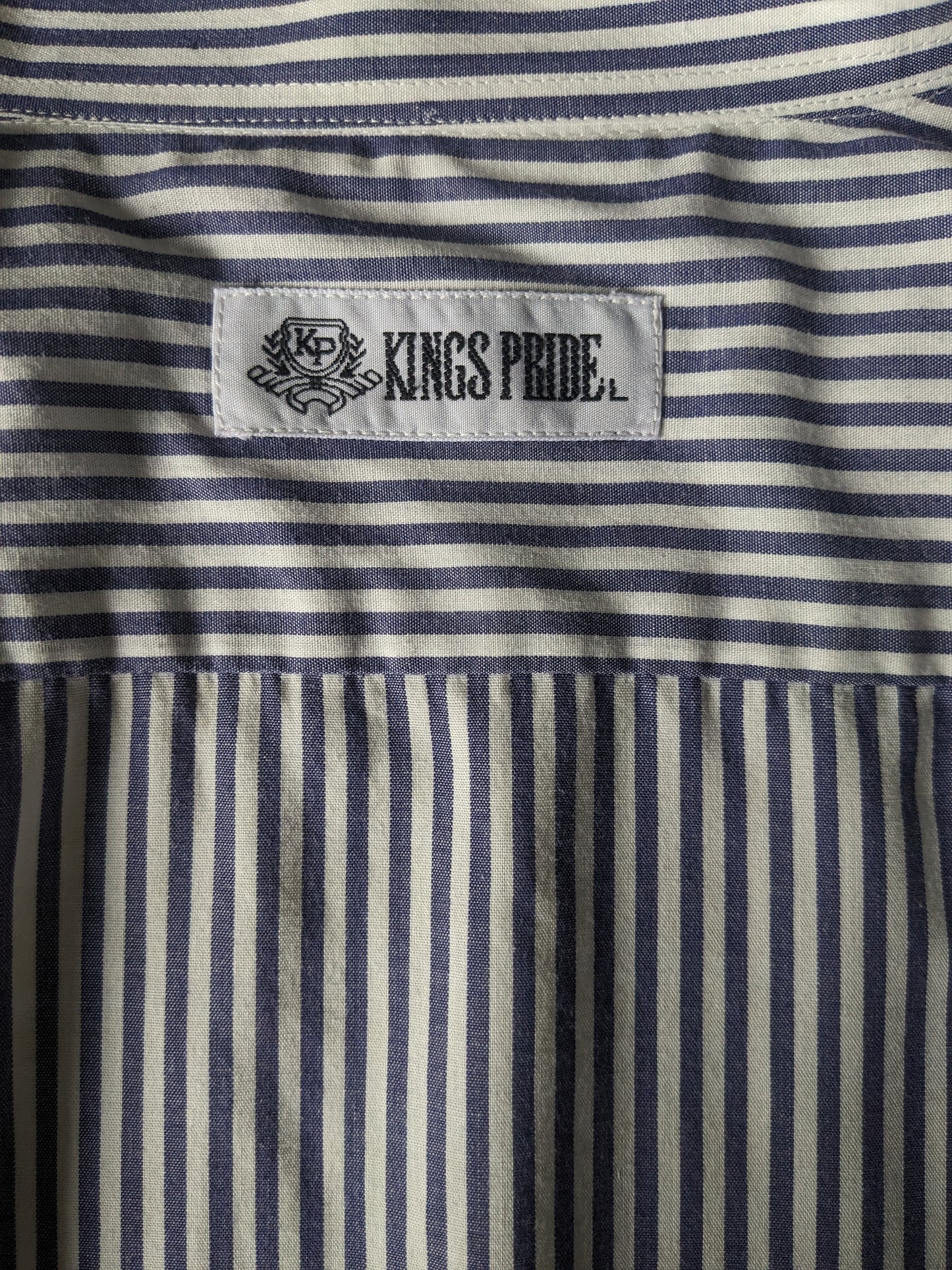 Vintage Kings Pride overhemd met mao / boeren- / opstaande kraag. Blauw Wit gestreept. Maat L.