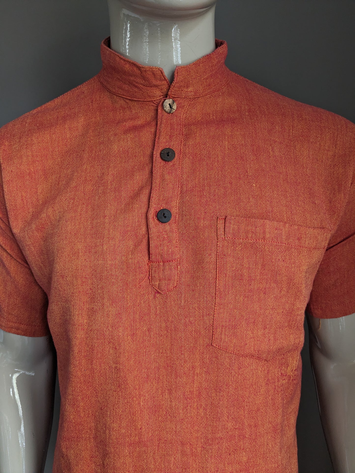 Le Grenier de Katmendou Shirt with Mao / Farmers / Standing Collar. Orange red mixed. Size L.