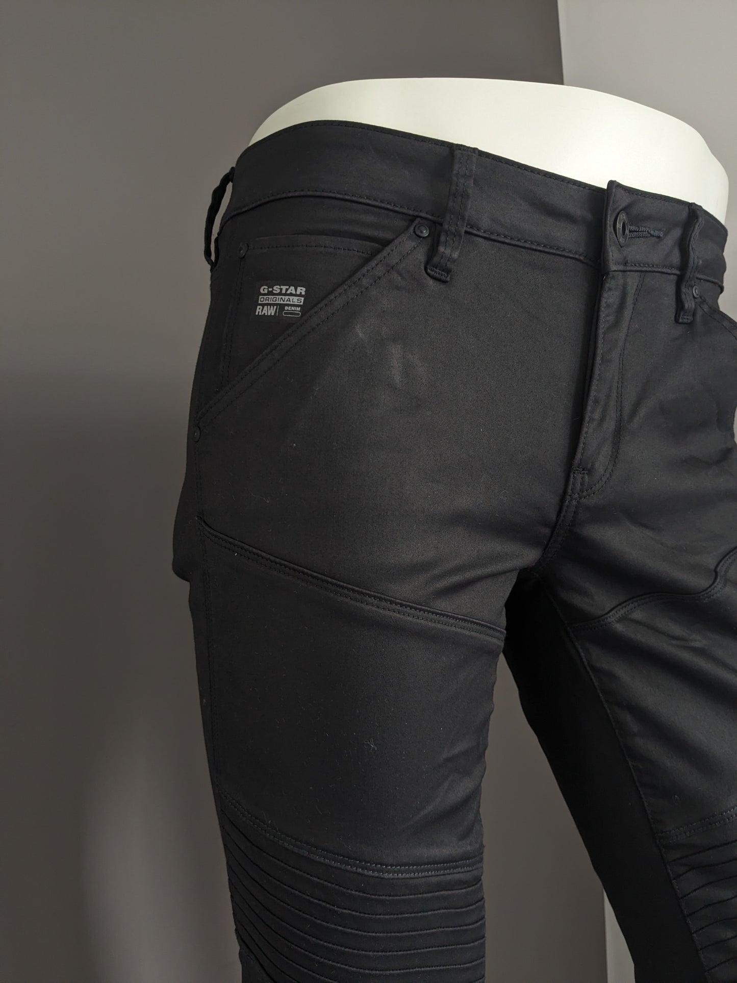 G-Star Raw Jeans. Schwarze Beschichtung. Typ 5620 Custom. Größe W29 - L32. Strecken.