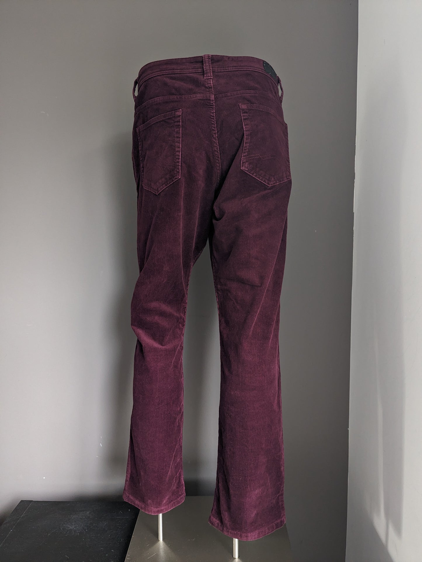 Canda Rib Pantalon. Bordeaux coloré. Taille W36 - L32. Extensible.