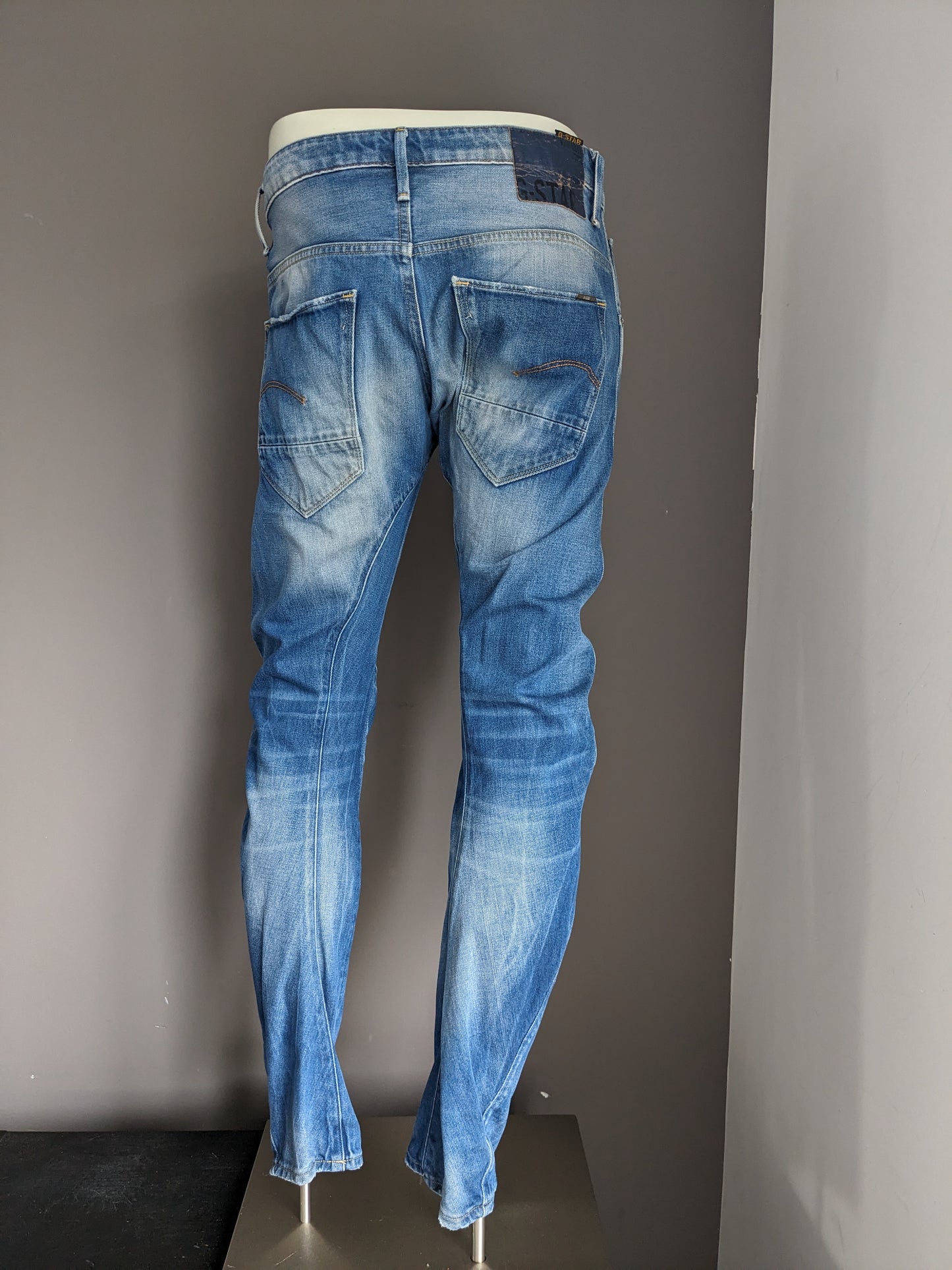 GStar RAW jeans. Licht Blauw gekleurd. Maat W33 - L32.