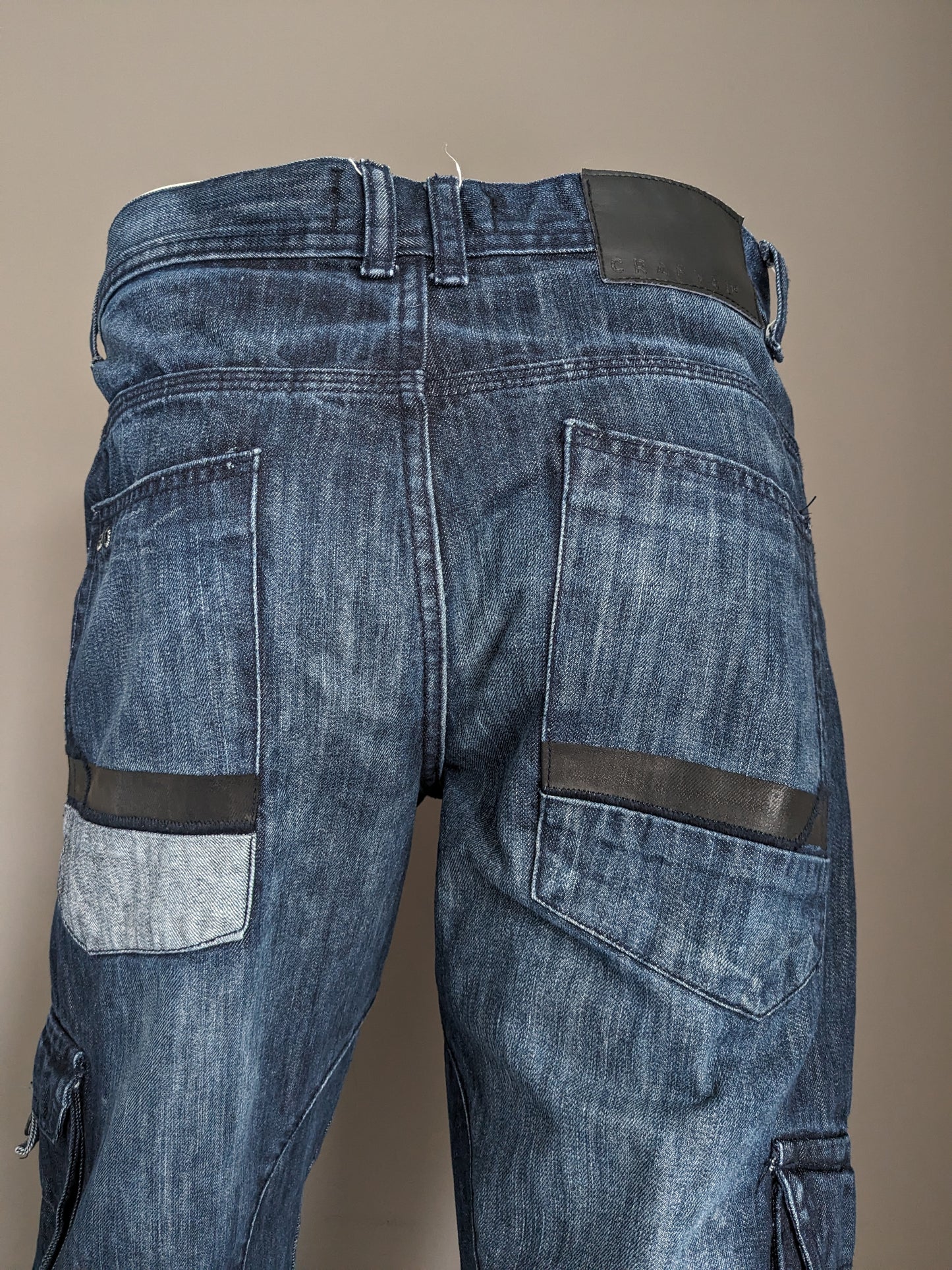 Crafted jeans. Donker Blauw gekleurd. Maat W32 - L34.