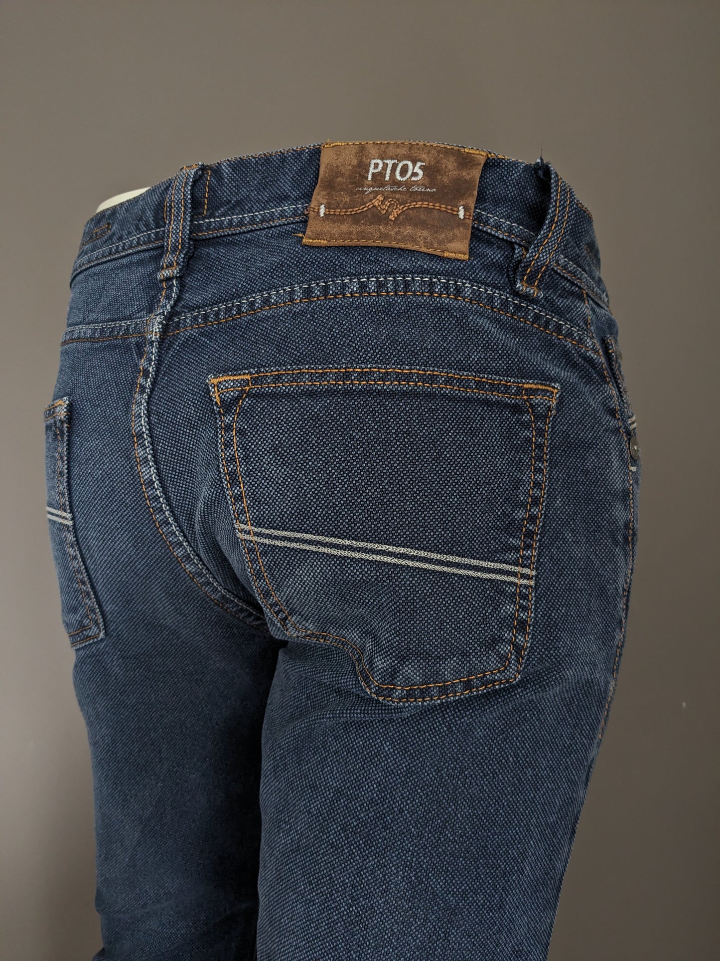 PT05 jeans. Blauw gemêleerd. Maat W30 - L36.