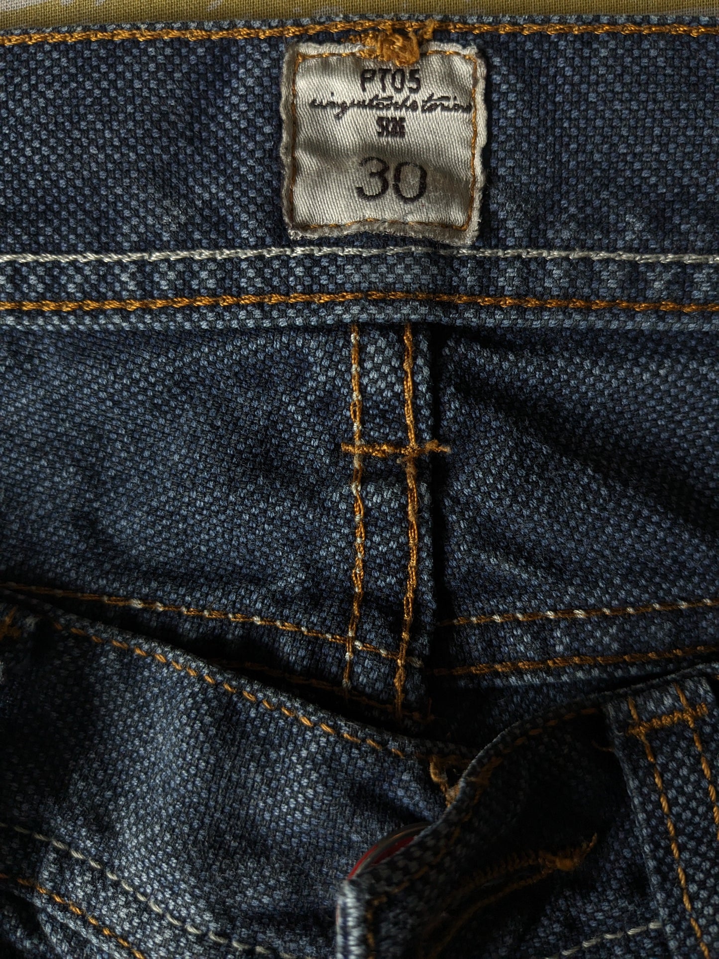 PT05 jeans. Blauw gemêleerd. Maat W30 - L36.