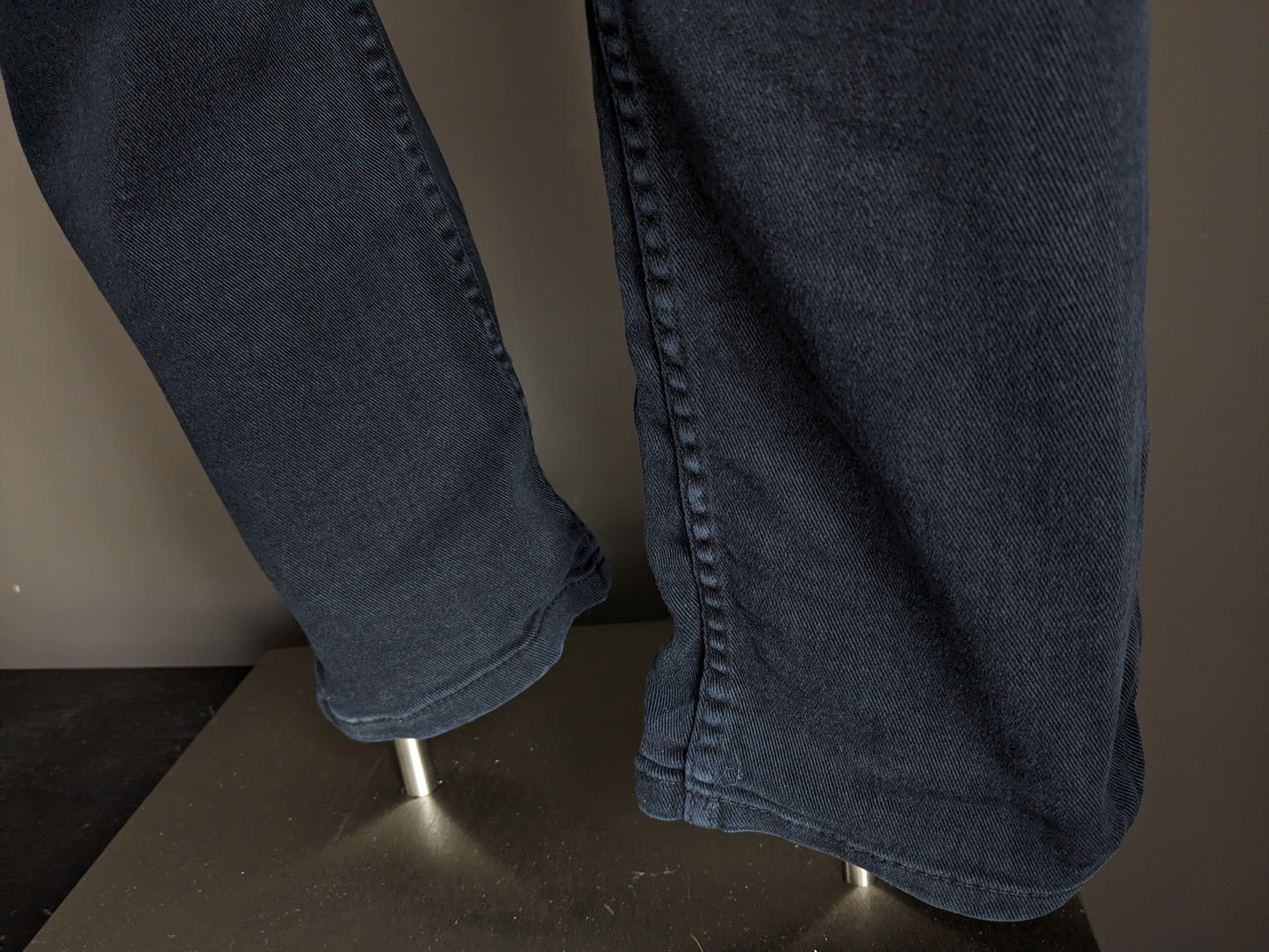 B Basic by Brams Paris Jeans. Black colored. Size W34 - L34. Comfort fit. stretch.