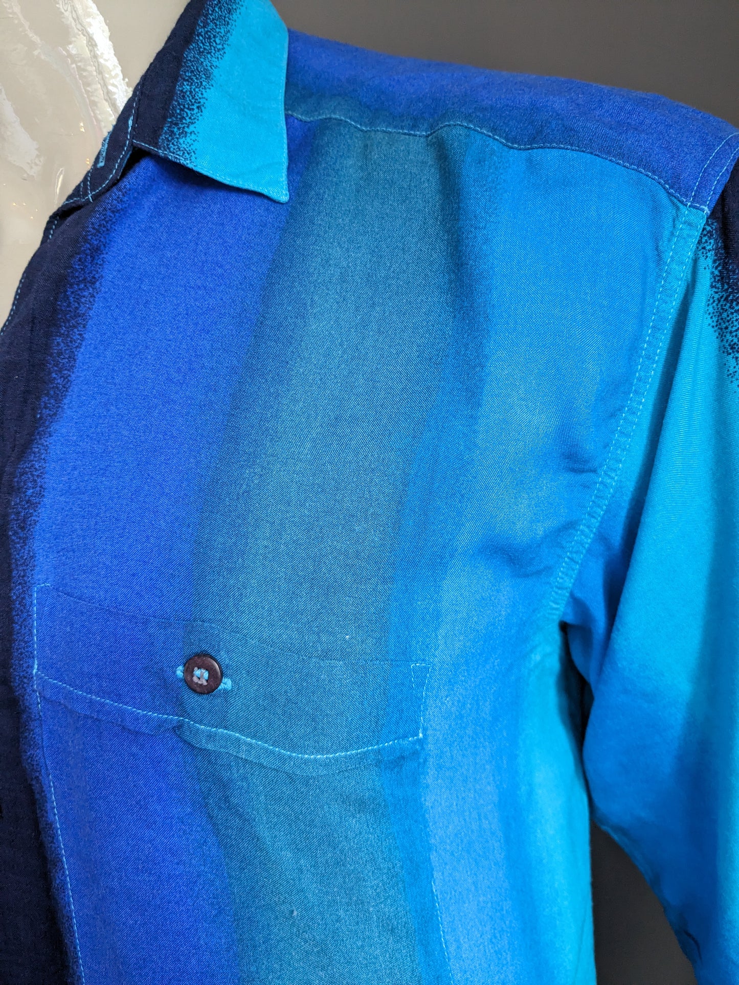 Vintage 80s-90's business style shirt short sleeve. Blue print. Size L.