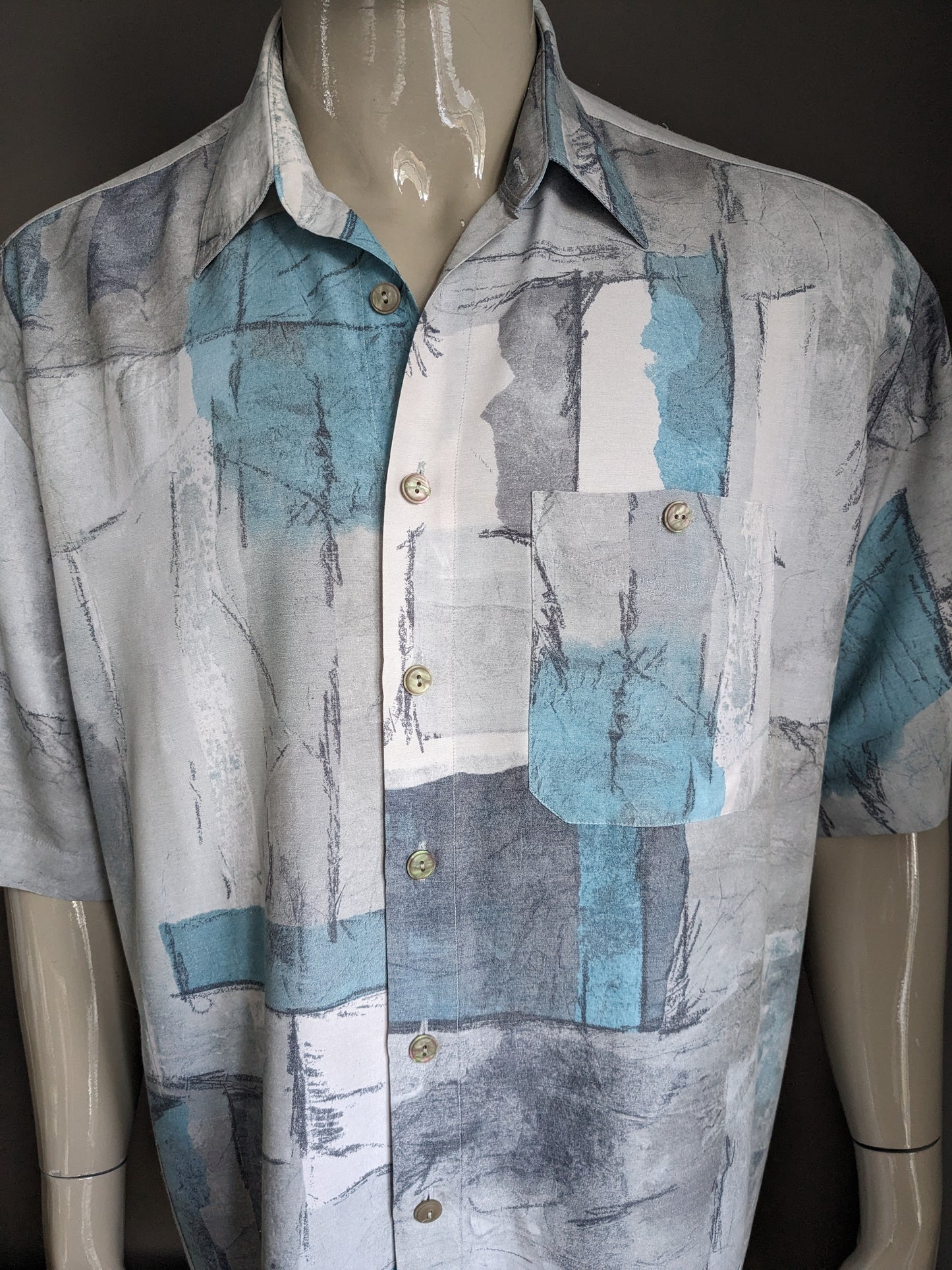 Camisa Vintage 80S-90 manga corta. Estampado azul gris. Tamaño 2xl / xxl.