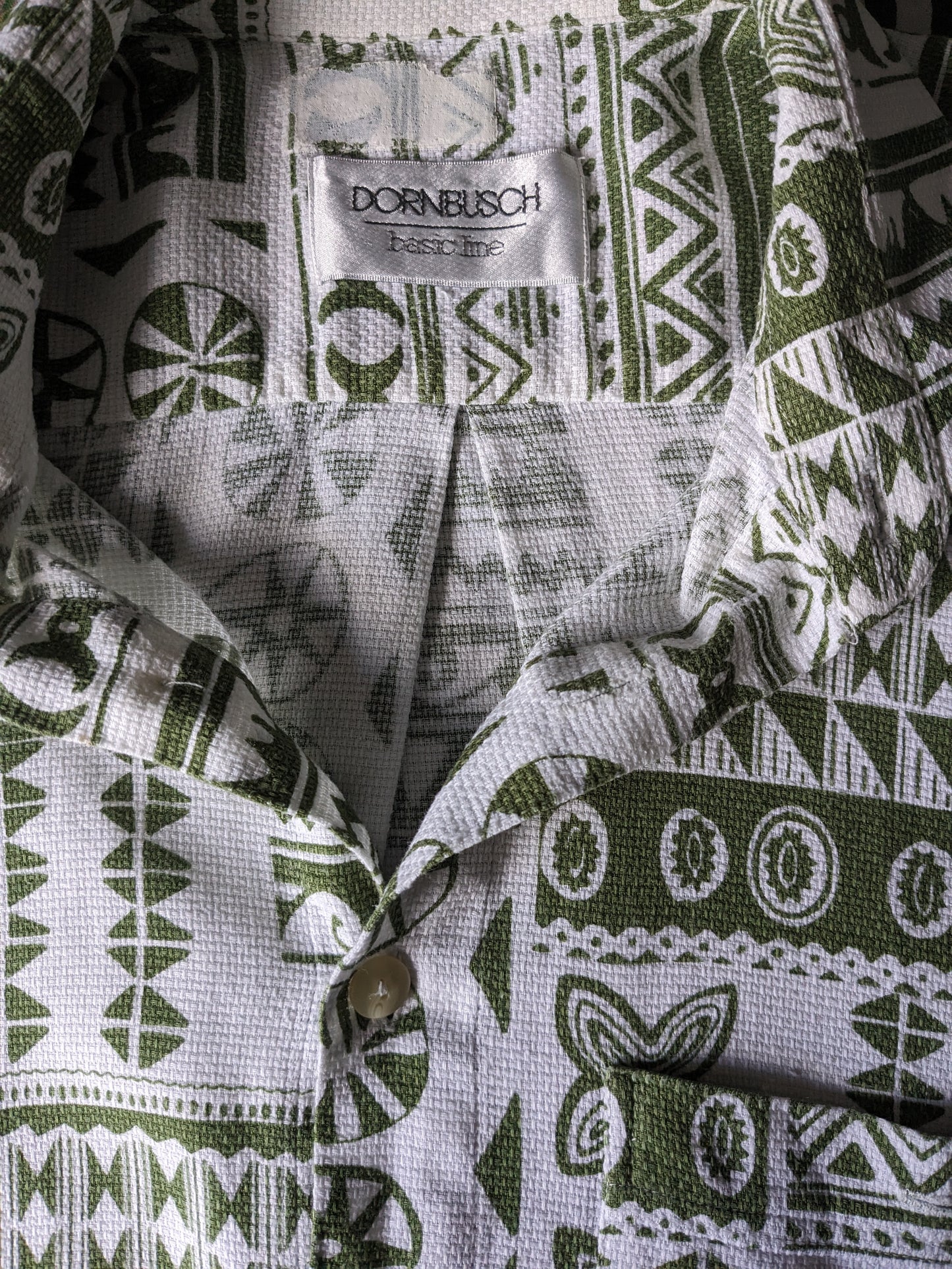 Camisa Vintage Dornbusch manga corta. Estampado blanco verde. Tamaño xl.