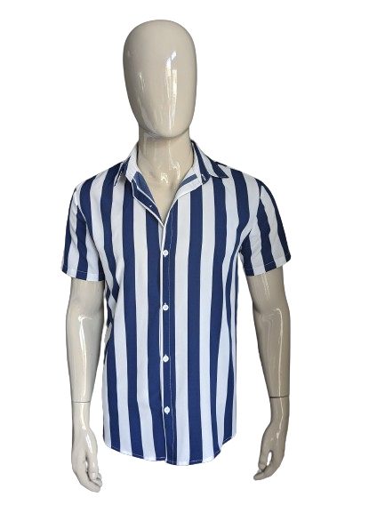 Brandless shirt short sleeve. Blue white striped. Size M.