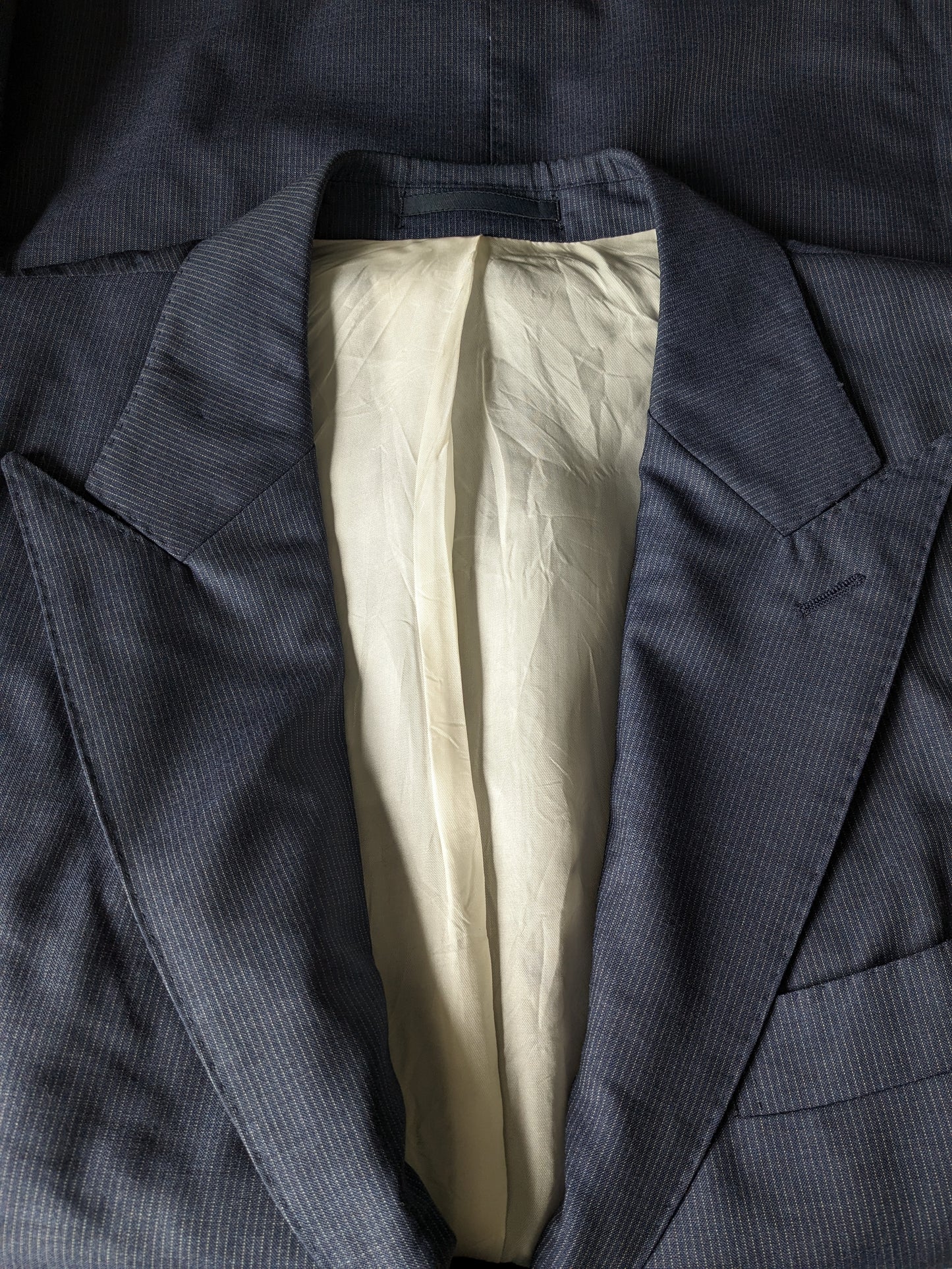 Suitsupply Super 120's woolen jacket. Blue white striped. Size 52 / L.