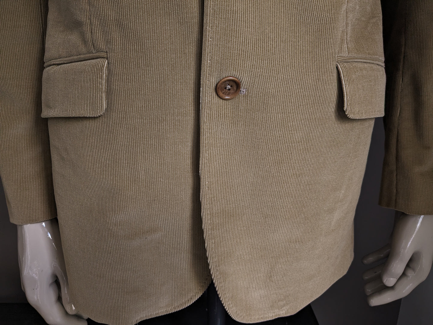 Massimo Dutti rib jacket. Light brown colored. Size 50 / M.