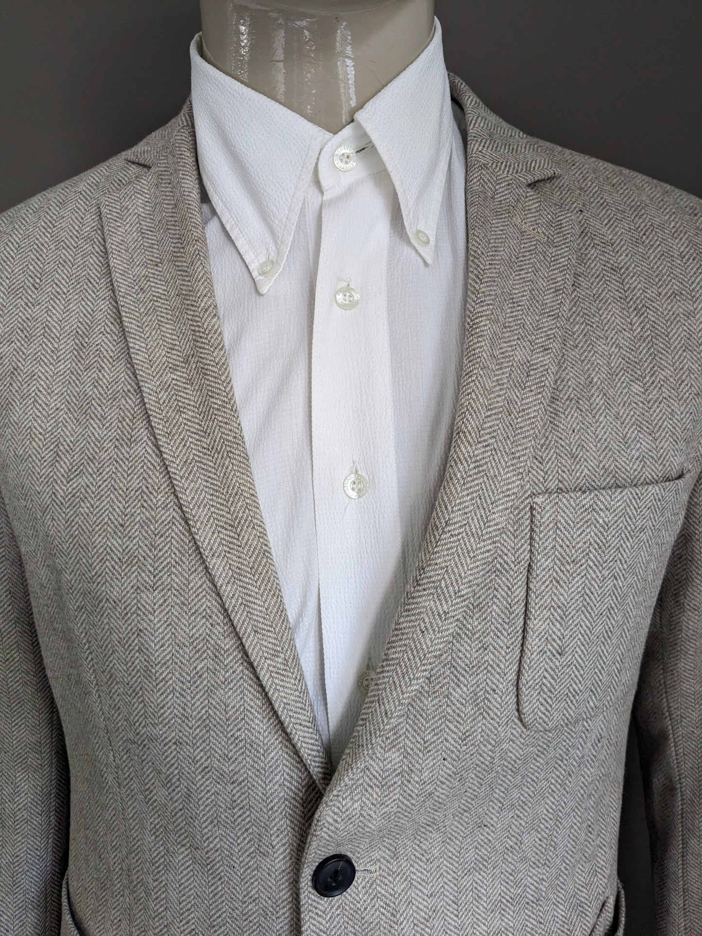 Veste en laine Homme sélectionnée. Motif à chevrons brun beige. Taille 50 / M. 40% de laine.