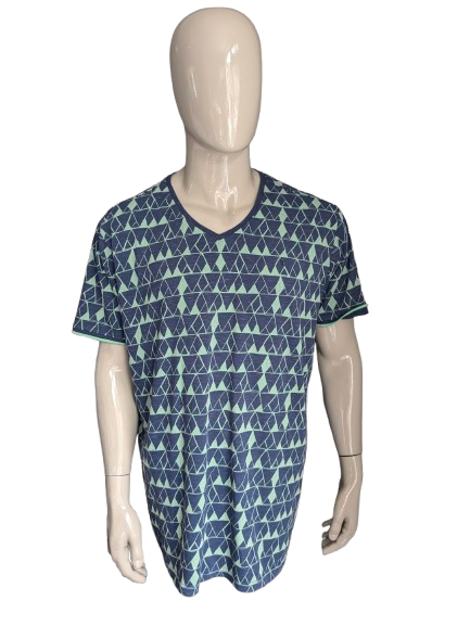 Twinlife shirt with V-neck. Green Blue print. Size 3XL / XXXL.