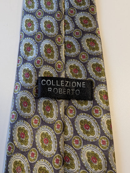 Collezione Roberto stropdas. Grijs groen motief.