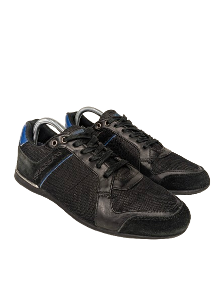 Zapatillas Versace Jeans. De color negro. Talla 40.