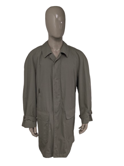 Vintage halblanger Lord-Trenchcoat mit Knöpfen. Grün gefärbt. Größe XL.