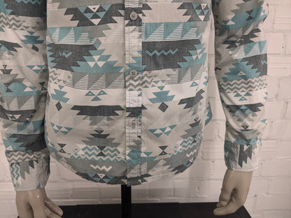 Kenji shirt. Green white print. Size M. Slim Fit.