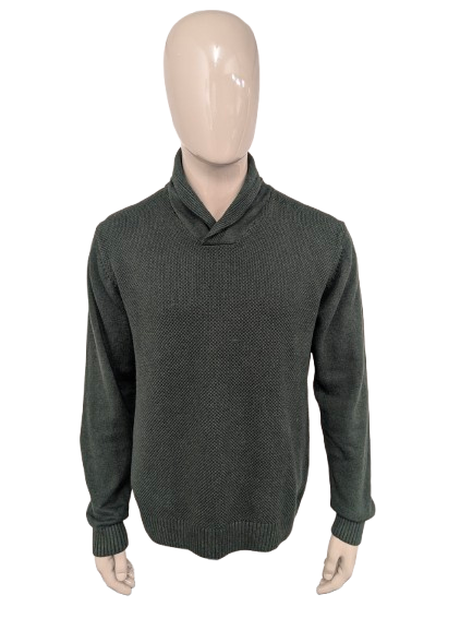 Forunato-Pullover mit sportlichem Rollkragen. Dunkelgrünes taktiles Motiv. Größe 2XL / XL.