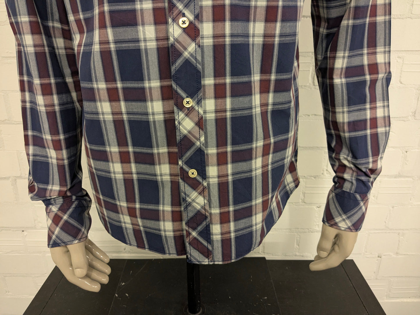 Camicia d'avanguardia. Bordeaux Blue controllato. Taglia L.