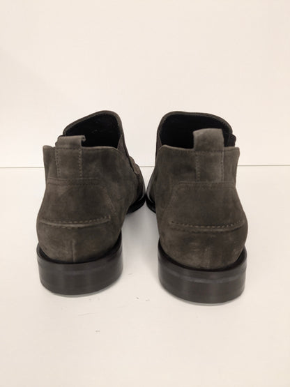 Botas de tobillo de cuero Hugo Boss. Color gris oscuro. Tamaño 42.