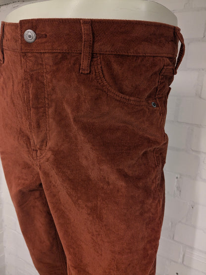 Old Navy Tall Ribbroek. Orange colored. Rockstar Super Skinny. Size W30 - L32. stretch.