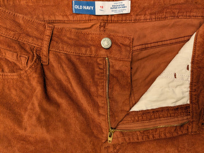 Old Navy Tall Ribbroek. Orange colored. Rockstar Super Skinny. Size W30 - L32. stretch.