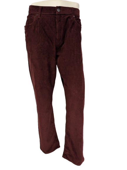 Gap ribbroek brown-red colored. Size W38 - L32. Straight fit.