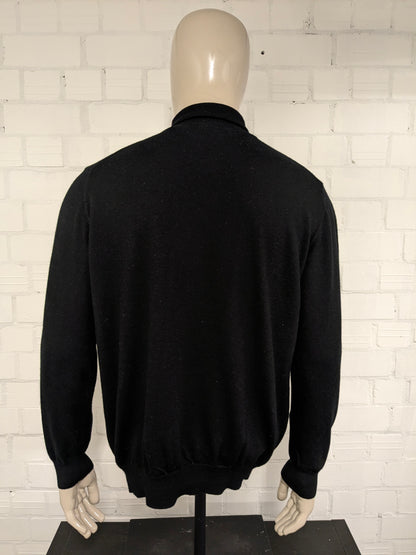 Jefe Hugo Boss Turtleneck. Color negro. Tamaño 3xl / xxxl.