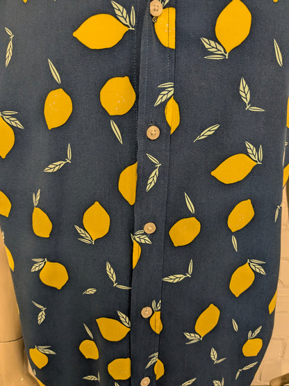 Cotton & Co overhemd korte mouw. Blauw Gele Citroenen print. Maat L. 100% Viscose.